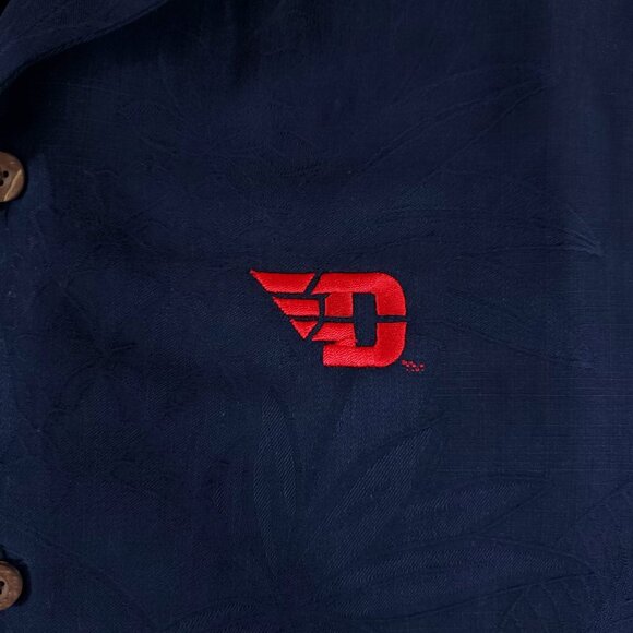 NWT Tommy Bahama Dayton Flyers Mens Large Silk Floral Hawaiian Shirt Navy Blue - Picture 4 of 14